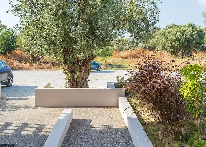 Apartment Arangia Garden Maisonette