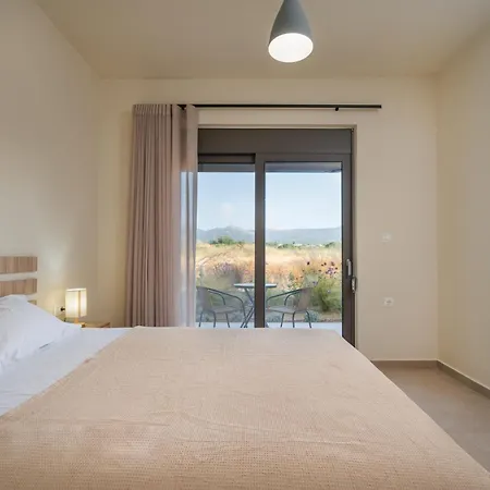 Arangia Garden Maisonette