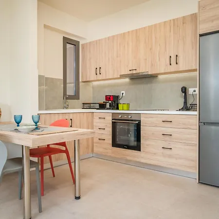 Arangia Garden Maisonette Kako Pinari