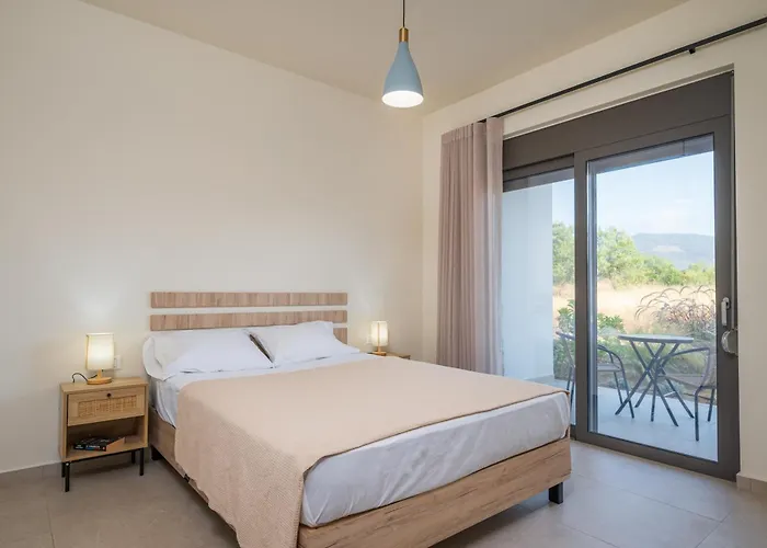 Arangia Garden Maisonette Kako Pinari