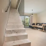 شقة Arangia Garden Maisonette Kako Pinari