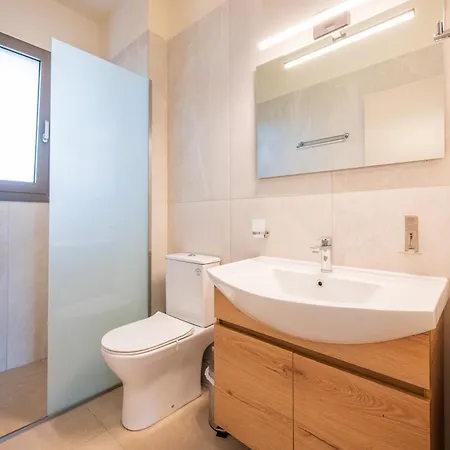 Appartement Arangia Garden Maisonette