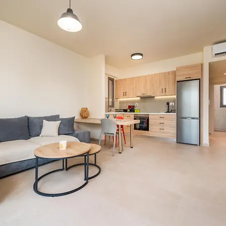 Arangia Garden Maisonette *